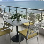 Pineapple Sea View Apartment