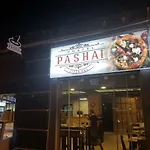 Pashai Hostel And Pizza Bar