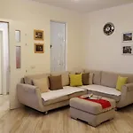 Holiday Center Apartment