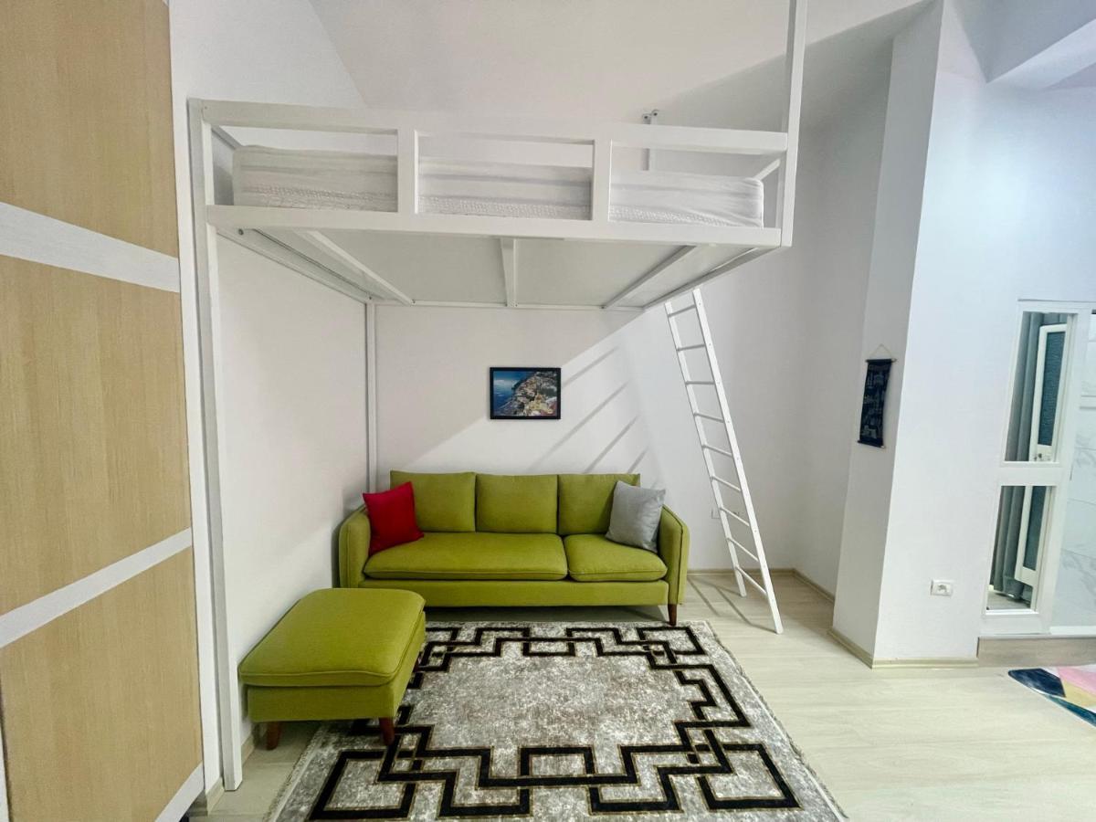 Appartamento Comfy Close To Park Tirana