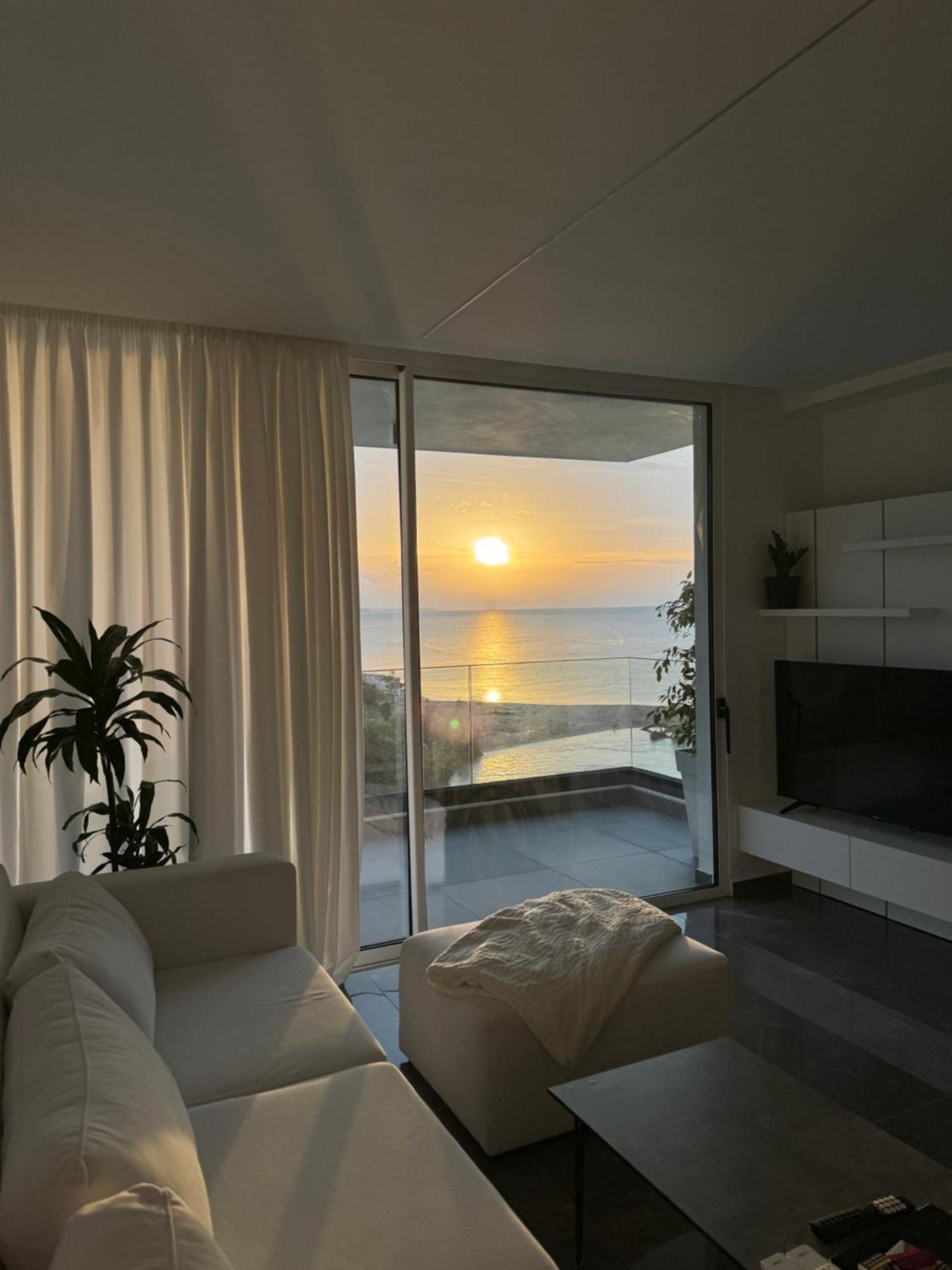 Bl Newly Built 30m From Apartment Sarande