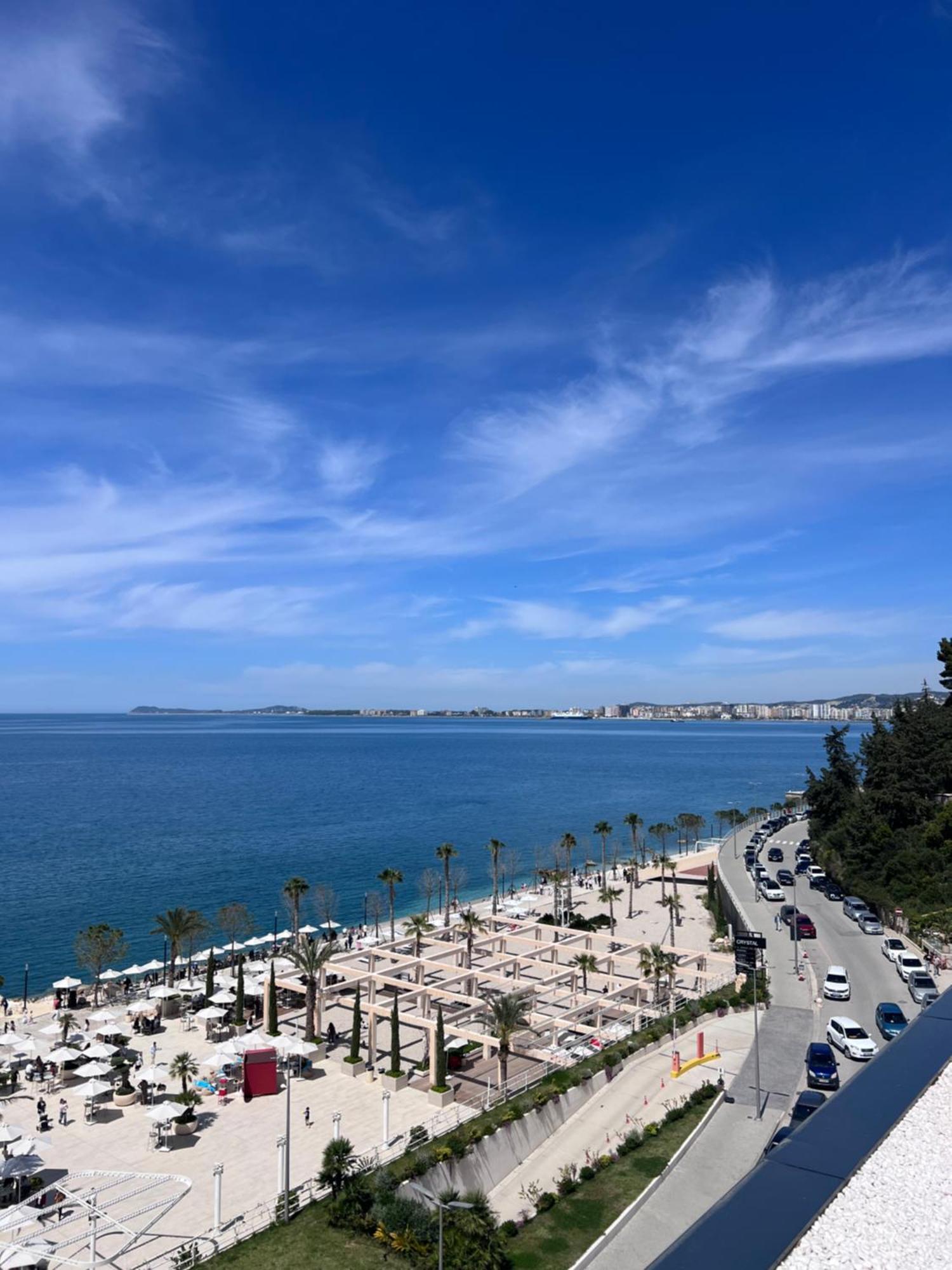Soleil With Sunbed & Umbrella Vlore