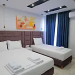 3 Islands 2 Hotel