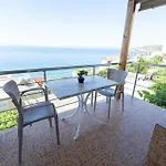 Qeparo Pano Rooms