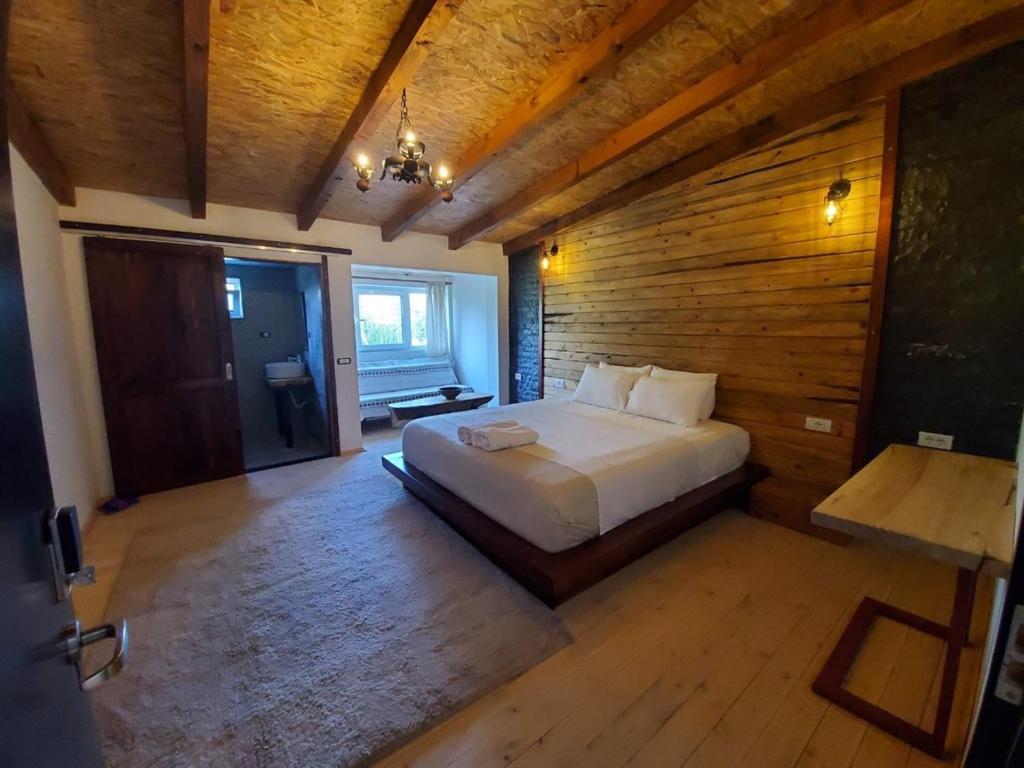Devi Hotel