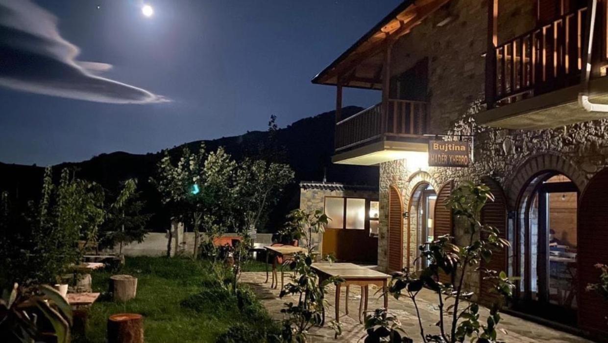 Hostel Bujtina Hader Xhebro
