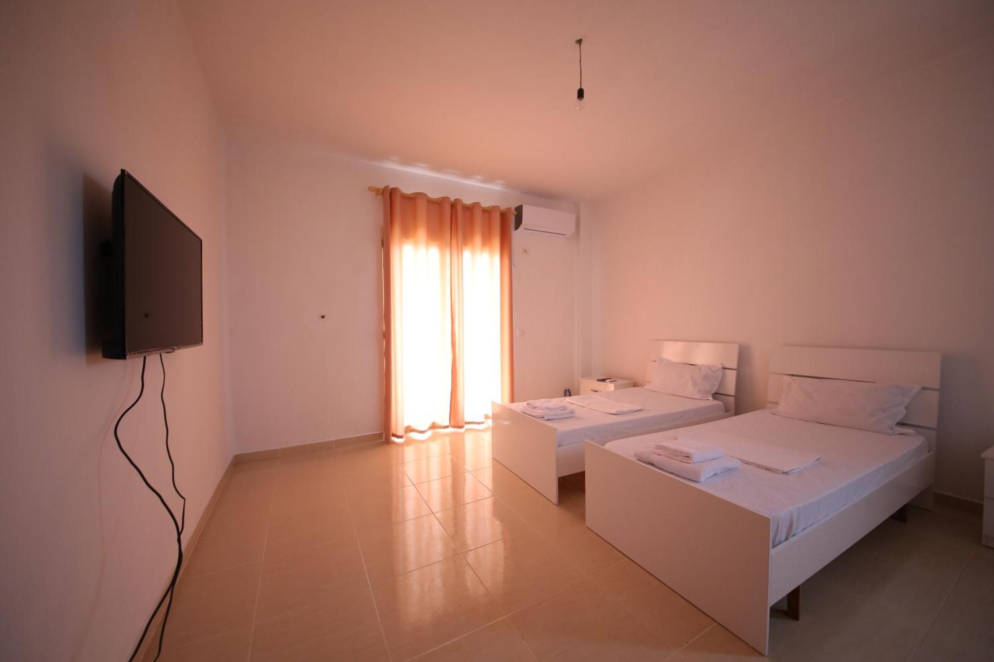 Hotel Andrea Bashuri Divjake